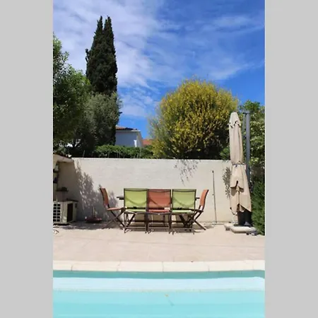 Maison Avec Piscine En Centre Ville בית נופש בזייה